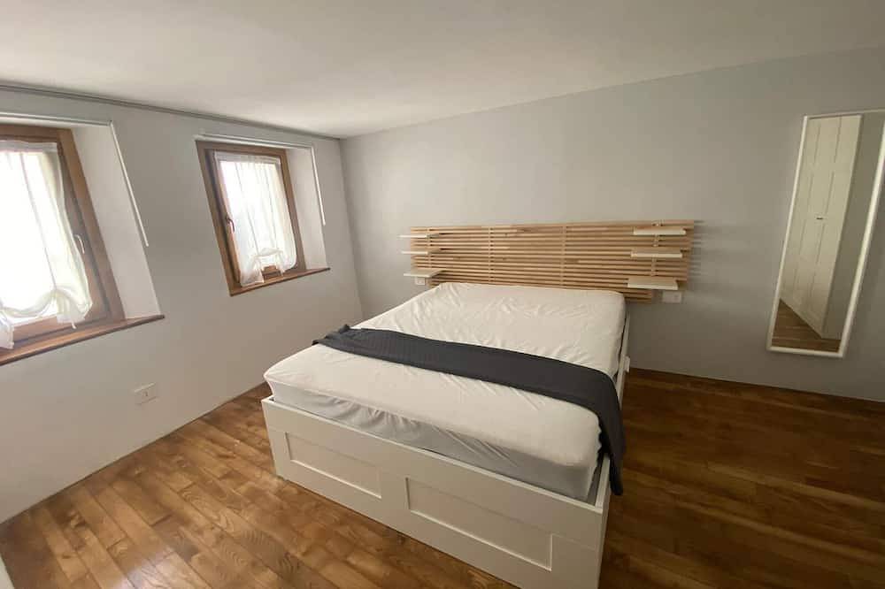 Ganze Wohnung, Cá di Gin 2* floor apartament in the old town  in Scopello (Piemont), Walliser Alpen