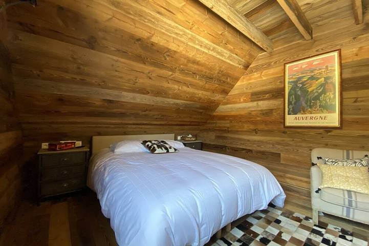 Chalet l’Anorak Super Besse centre 4/10 pers, vue exceptionnelle Lac et Pistes. in Super Besse, Besse-et-Saint-Anastaise