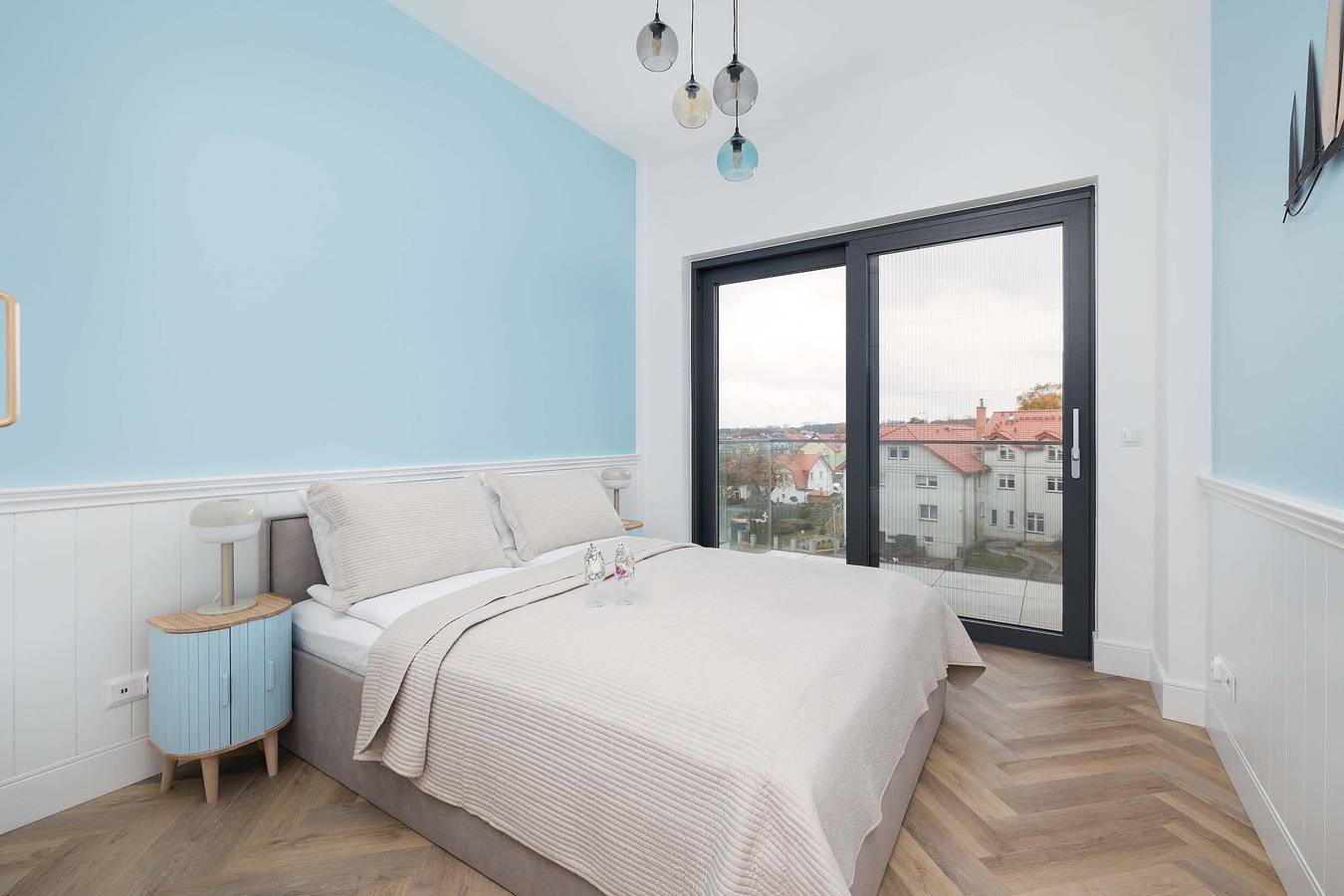 Ganze Wohnung, Ferienwohnung für 5 Personen mit Balkon/Terrasse in Mrzeżyno, Powiat gryficki