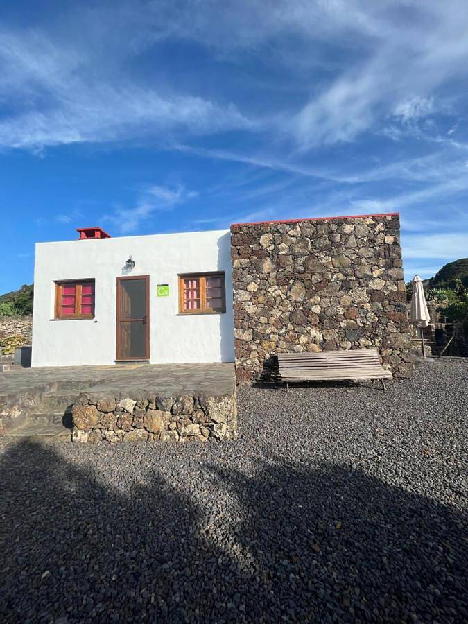 Casa rural para 3 personas, con Balcón y Terraza además de Jardín y Vistas en El Hierro - 2