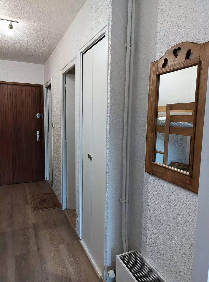 Ganzes Studio, Ferienwohnung 4 pers. Südlage mit herrlichem Blick auf die Berge im Zentrum des Resorts in Mont-de-Lans, Les Deux Alpes