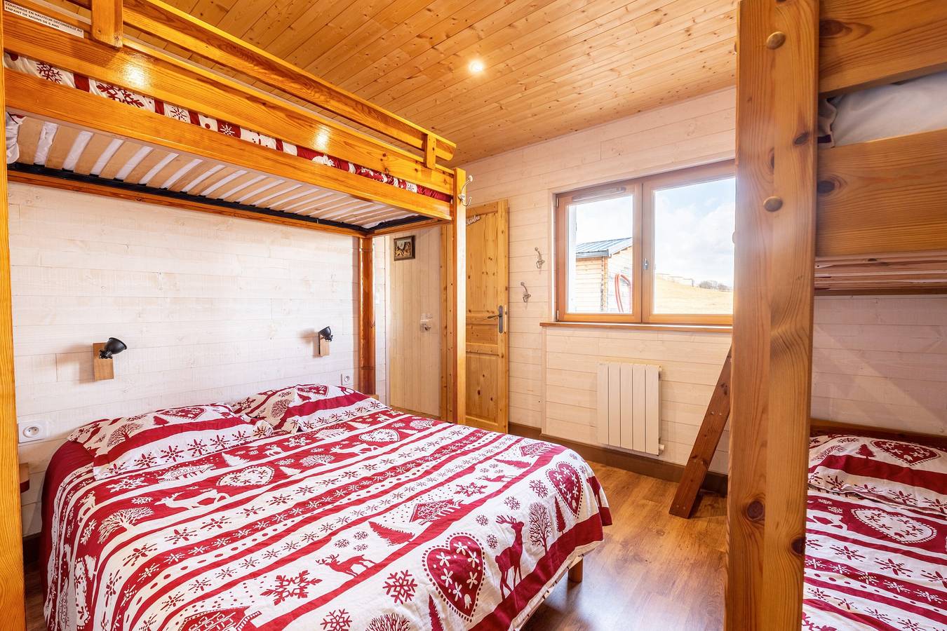 Appartement entier, Appartement "Albiez Montrond" avec vue sur montagne, balcon et Wi-Fi in Albiez-Montrond, Région de Saint-Jean-de-Maurienne