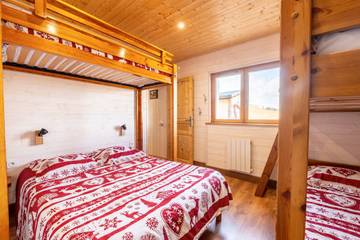 Location De Vacances pour 12 Personnes dans Albiez-Montrond, Région de Saint-Jean-de-Maurienne, Photo 1