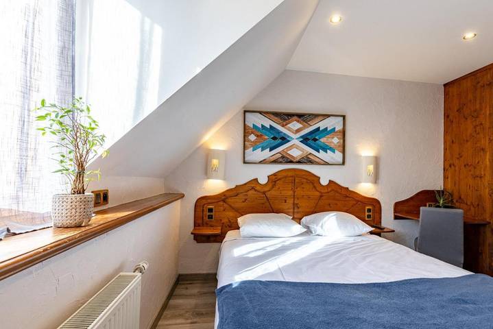 Hôtel pour 4 personnes, avec vue ainsi que piscine et jardin, animaux acceptés à Foncine-le-Haut - 3