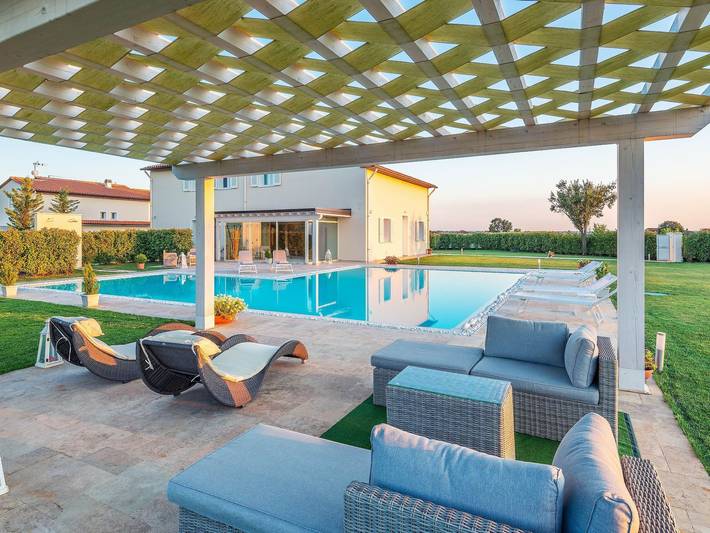 Casa vacanza per 13 persone, con sauna e giardino nonché idromassaggio - 1