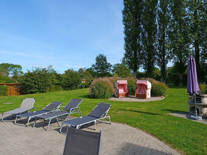 Ferienhaus für 10 Personen, mit Balkon und Terrasse sowie Garten und Sauna in Glowe - 3