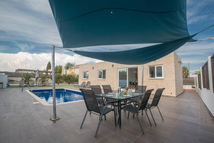 Bungalow für 6 Personen, mit Balkon und Garten auf Zypern - 3