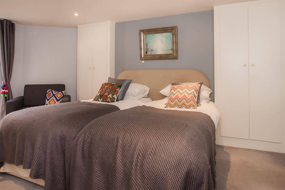 Ganze Wohnung, Apartment-Studio-Eigenes Badezimmer in Bath, Bath & Nord Ost Somerset