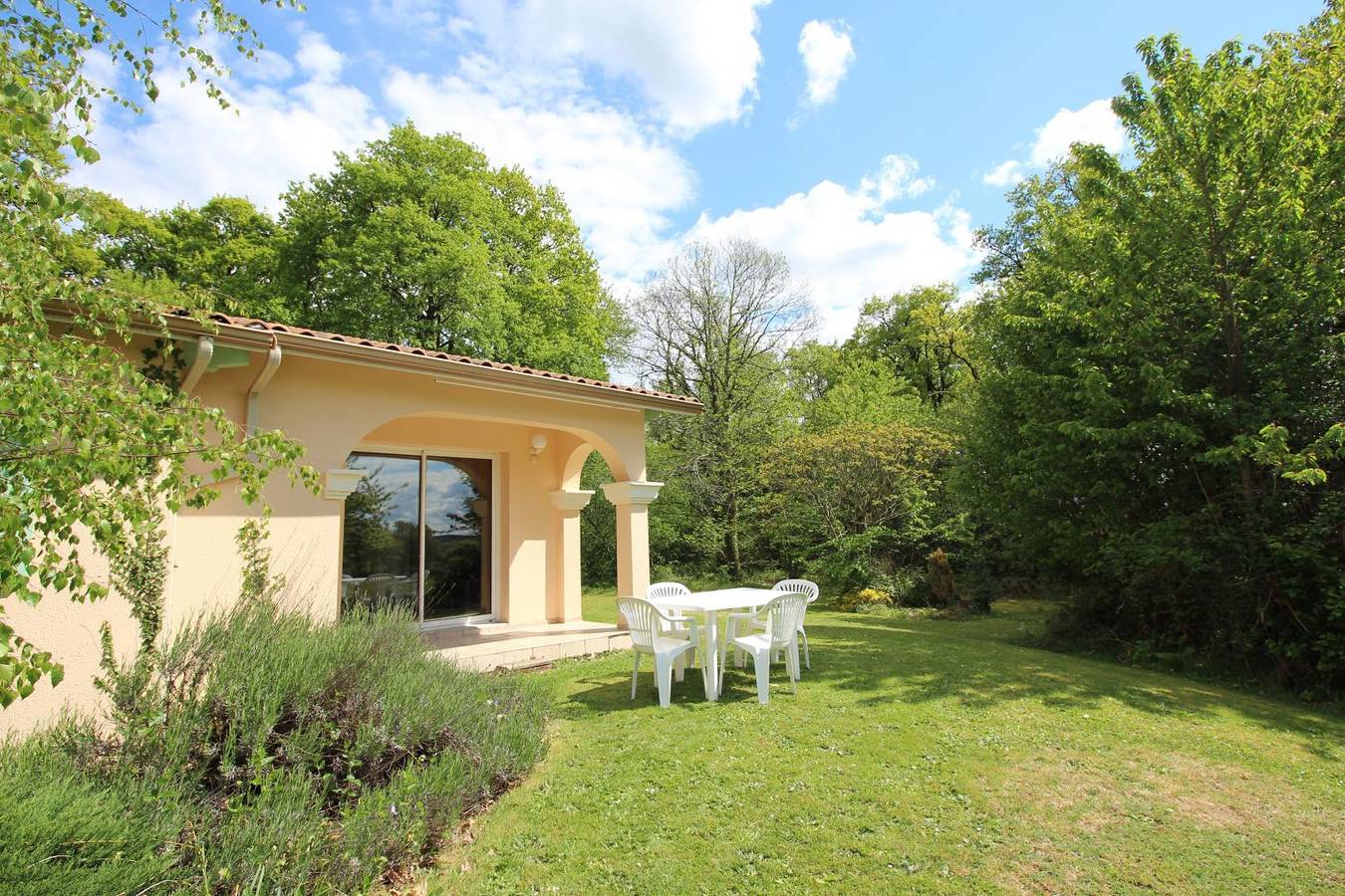 Ecogîte des Monts de Blond in Javerdat, Región de Rochechouart