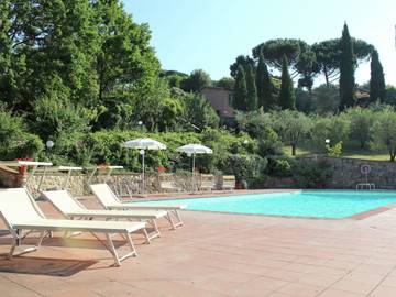 Vacation Rental for 8 Guests in Siena, Siena Province, Picture 1