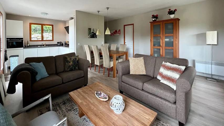 Location de vacances pour 7 personnes, avec jardin et piscine à Félines-Minervois - 2