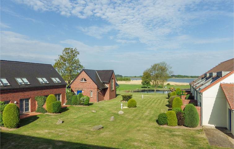 Appartement de vacances entier, Retraite au bord de la mer avec terrasse et parking in Dewichow, Mellenthin