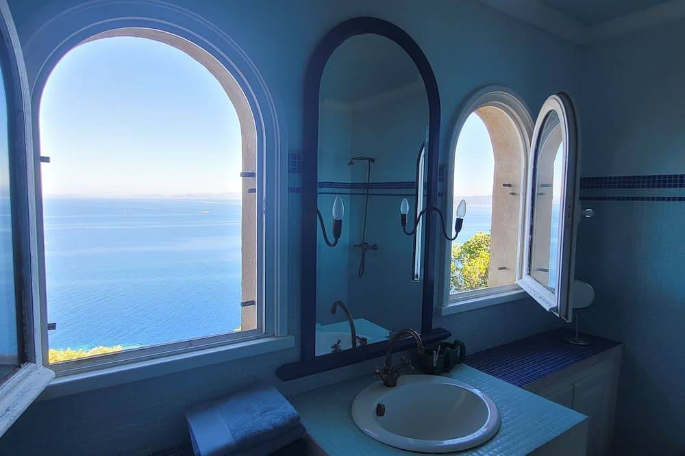 Maison de charme sur l'île du Levant in Hyeres, Parc national de Port-Cros