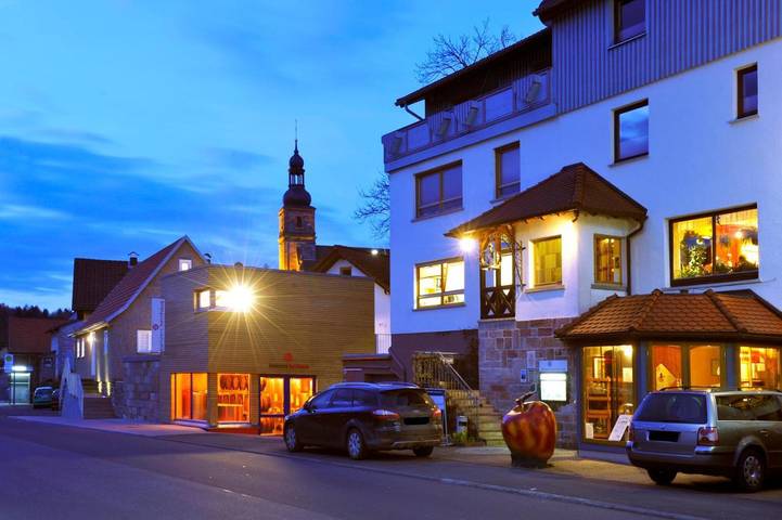 Hotel für 2 Personen, mit Terrasse und Garten sowie Sauna und Ausblick