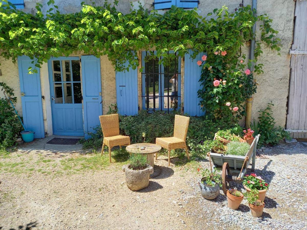 Appartement entier, One-Bedroom Apartment in Charavines, Lac de Paladru
