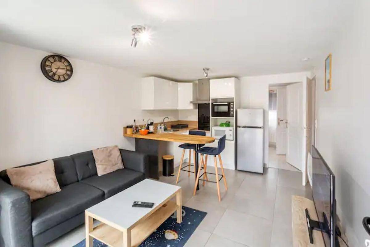 Appartement entier, Studio cosy proche Paris Orly in Morangis, Essonne