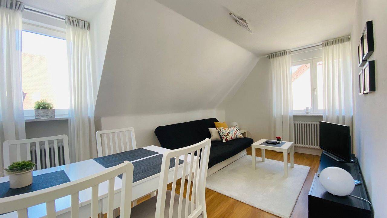 Ganze Ferienwohnung, Ferienwohnung für 3 Personen (32 m²) in Friedrichshafen in Friedrichshafen, Region Bodensee-Oberschwaben