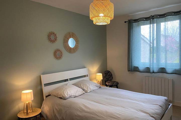 Gîte pour 4 personnes, avec jardin à Villeneuve-sur-Allier - 2