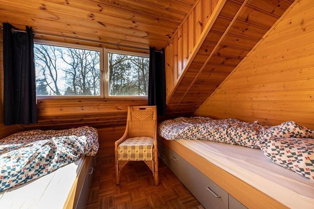 Ganze Wohnung, Ferienhaus Das kleine Paradies - Hundefreundliches Ferienhaus für 6 Personen in Altenkirchen (Westerwald), Altenkirchen & Umgebung