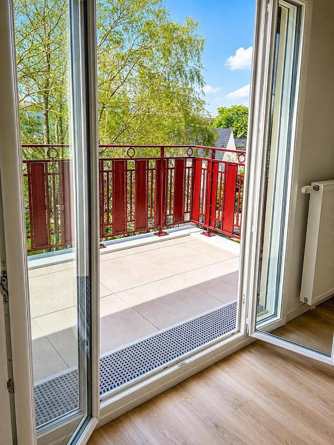 Gîte pour 4 personnes, avec Balcon et Terrasse à Osny - 3