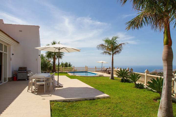 Villa for 10 people in Arenas