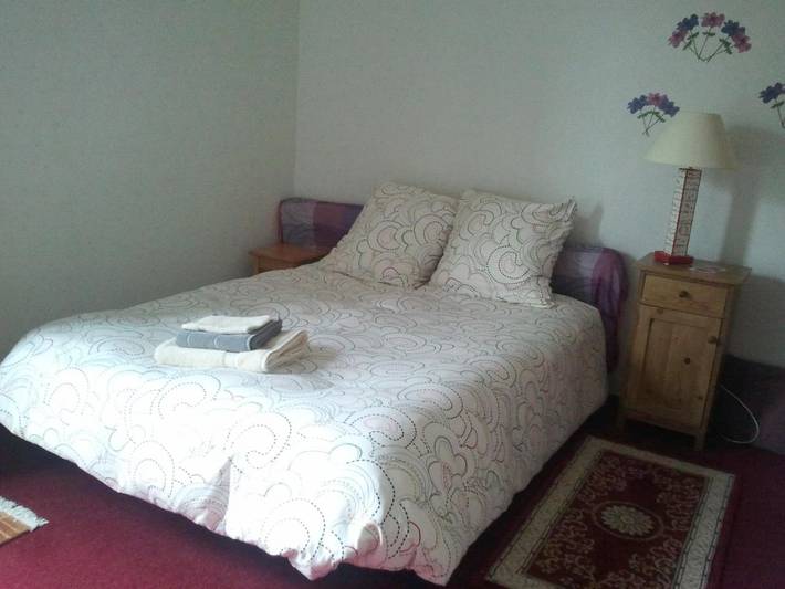 Chambre d’hôte pour 2 personnes, avec balcon et vue à Pacé