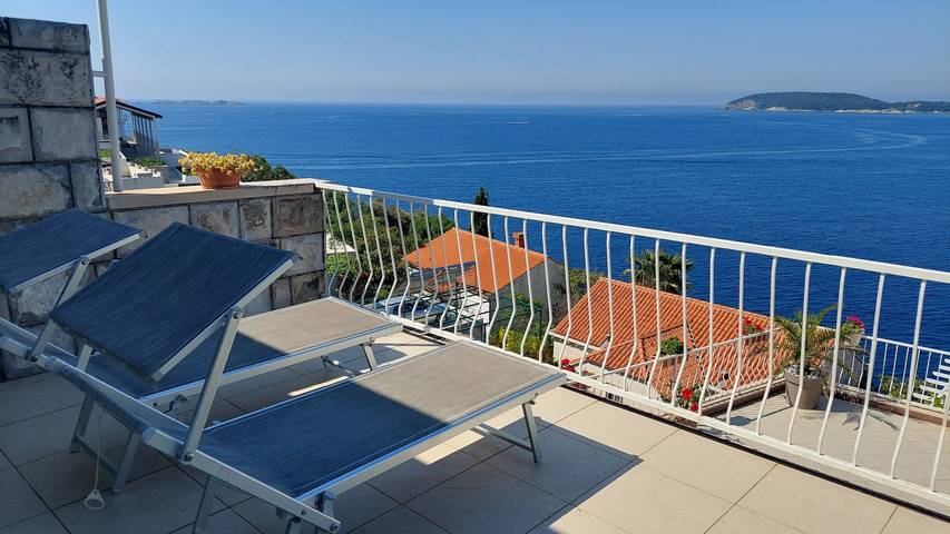 Ferienwohnung für 4 Personen, mit Meerblick und Balkon in Grad Dubrovnik