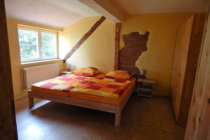 Bungalow für 6 Personen, mit Balkon und Garten in Altenkirchen - 2