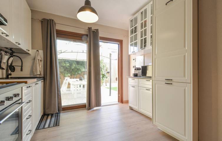 Gemütliche Wohnung mit Garten, Parkplatz und AC in der Nähe von Marina di Capitana Beach in Sant'Andrea (Sardinien), Quartu Sant'Elena