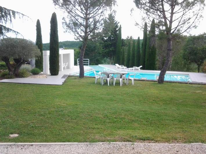 Location de vacances pour 6 personnes, avec piscine ainsi que vue et jardin à Calès (Midi-Pyrénées) - 4