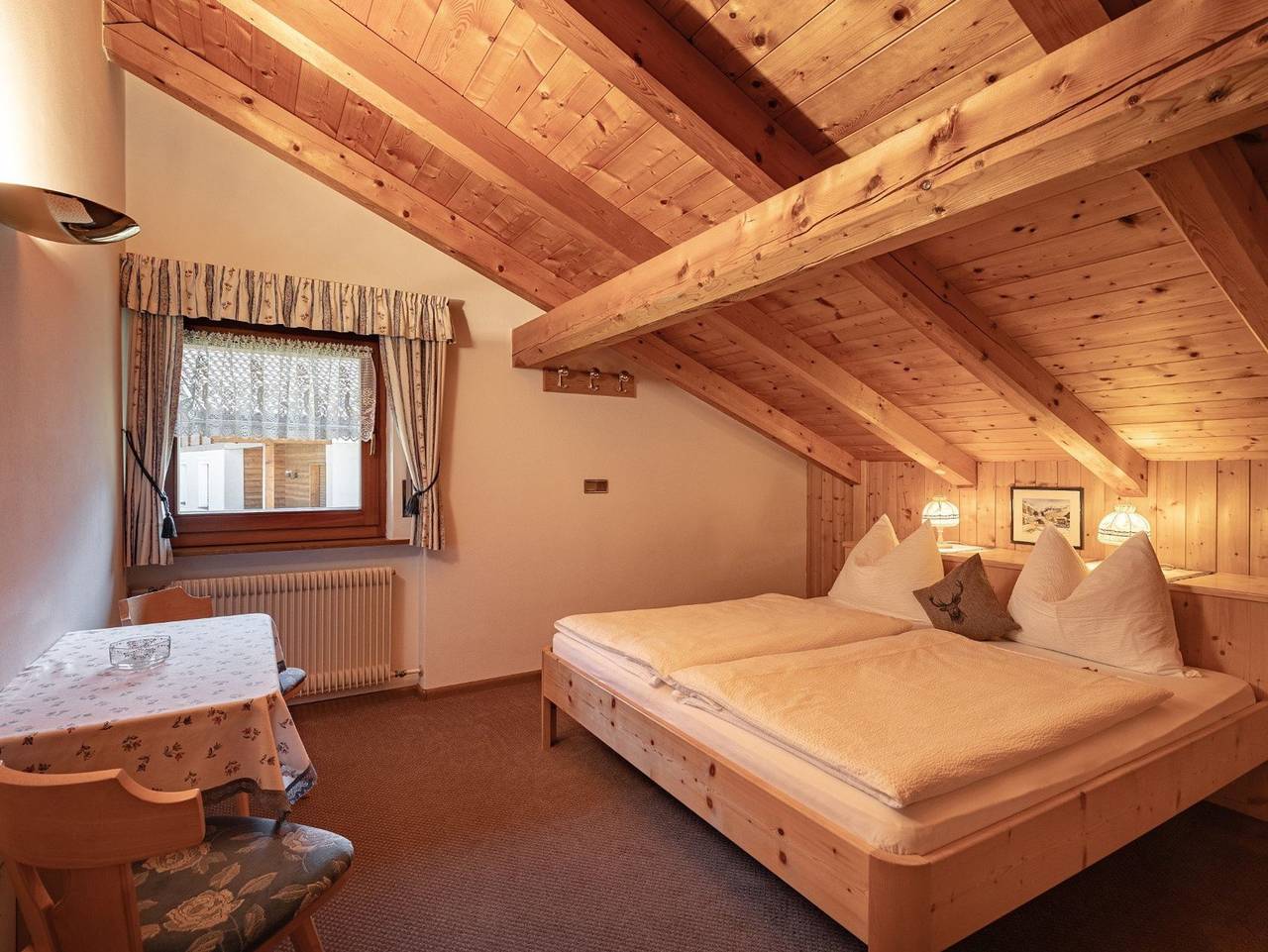 Ganze Ferienwohnung, Apartments Ruiel - Appartment  für 4-6 Personen in St. Christina in Gröden, Dolomiti Superski