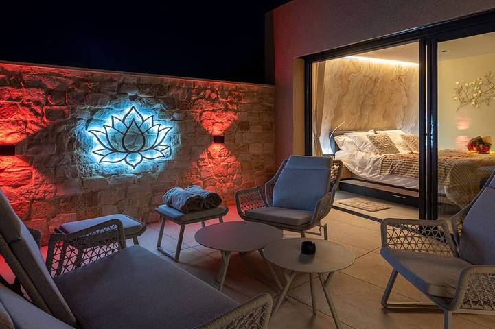 Zen energie romantic suite in Volx, Parque natural regional del Luberon