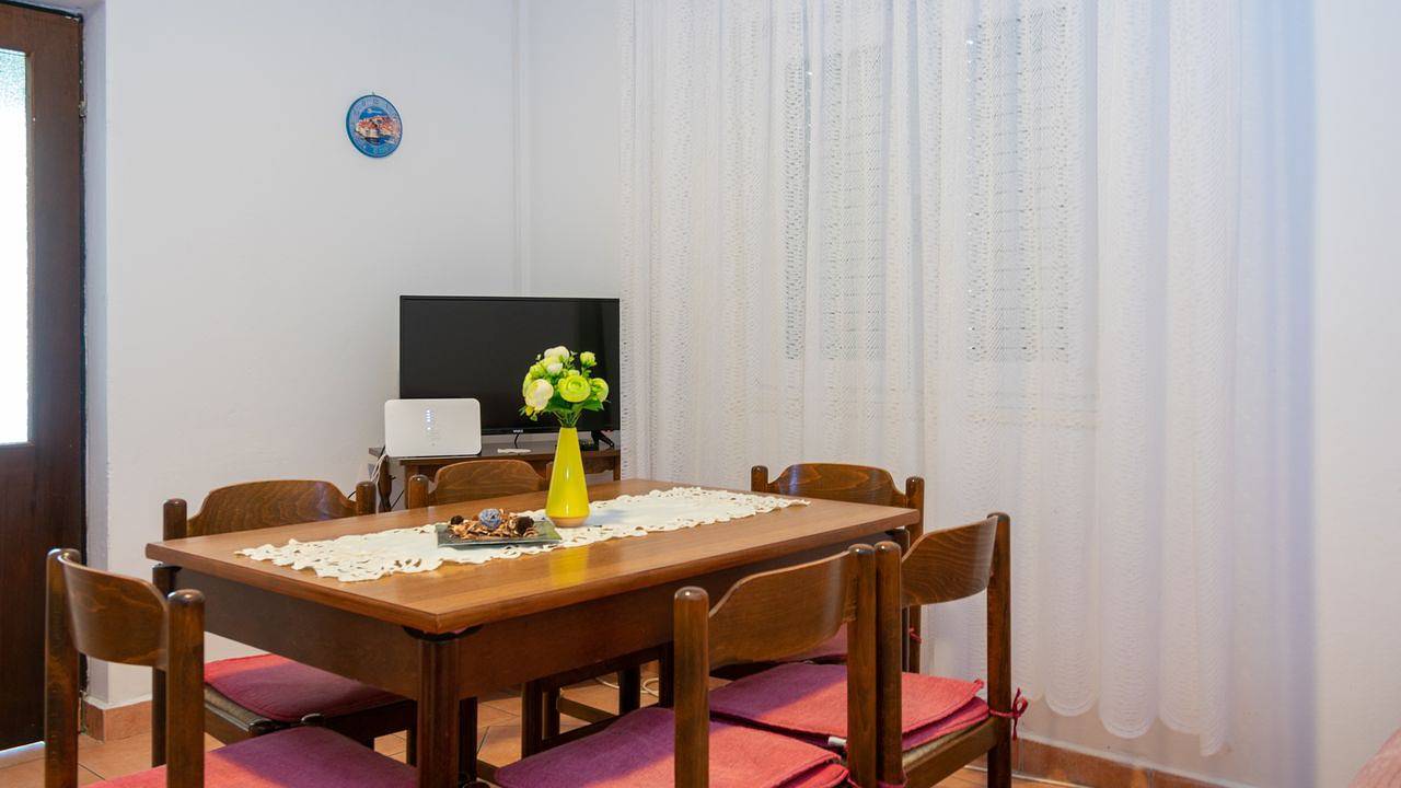 Ganze Ferienwohnung, Ferienwohnung für 8 Personen (87 m²) in Stara Novalja in Stara Novalja, Pag