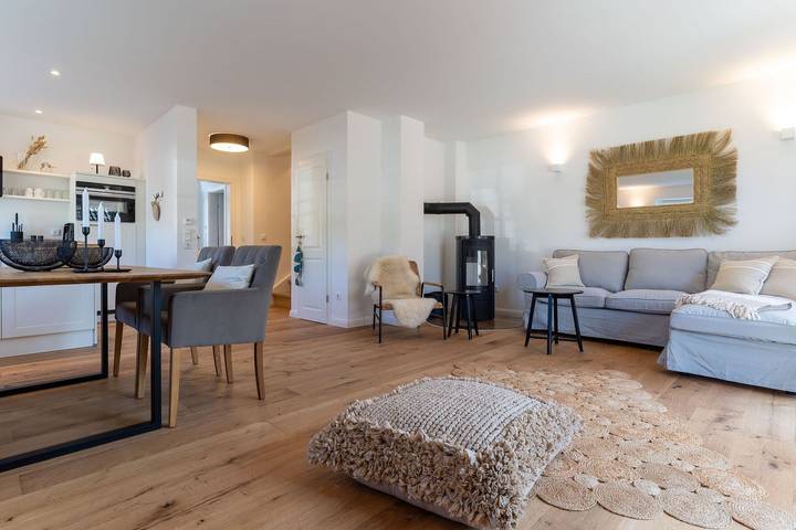 Strandhus 1 - wunderschöne, hochwertige Reethaushälfte mit toller Ausstattung! in St. Peter-Ording, Eiderstedt