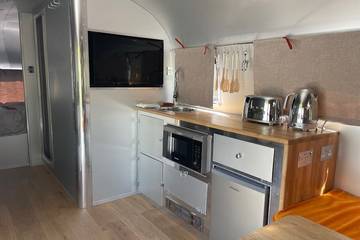 Glamping for 2 People in Monyash, Peak District, Photo 3