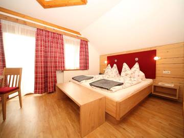 Bauernhaus für 4 Personen, mit Garten und Balkon, kinderfreundlich in Schladming-Dachstein