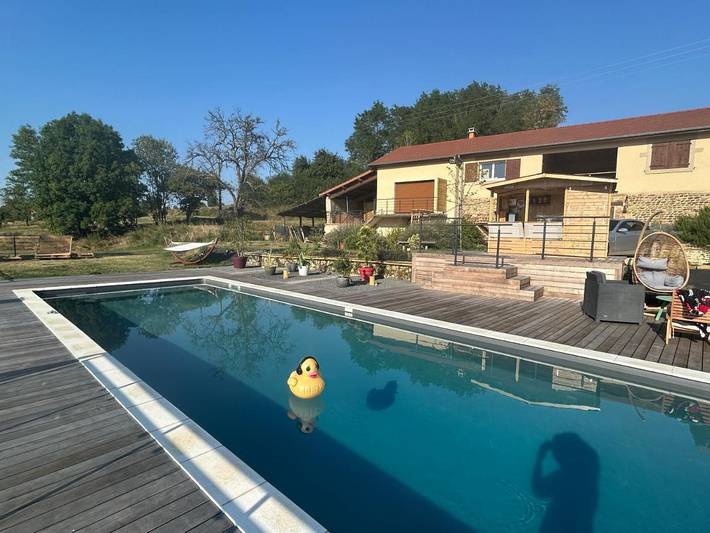 Gîte pour 2 personnes, avec vue ainsi que piscine et jardin à Saint-Martin-d'Août - 2