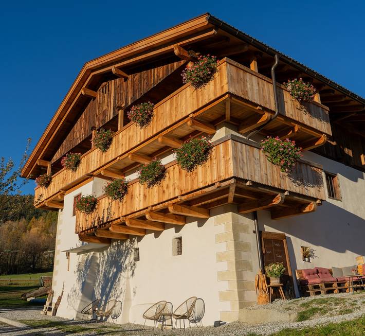 Apartamento inteiro, Apartamento 'Lauterfresser' com vista para a montanha, jardim comum e Wi-Fi in Rodengo, Dolomiti Superski
