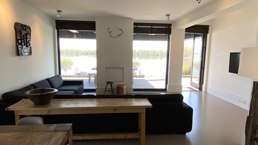 Vakantie Zeeland — Vz2658 Villa Comfort Tholen | 8 personen in Tholen, Nederlandse Noordzeekust