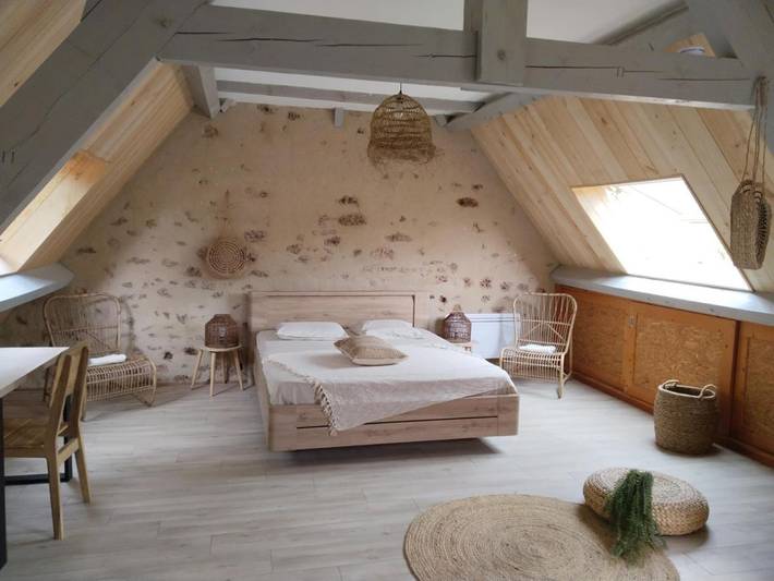 Location de vacances pour 2 personnes, avec piscine et vue ainsi que terrasse et jardin à Balaguier-d'Olt - 3