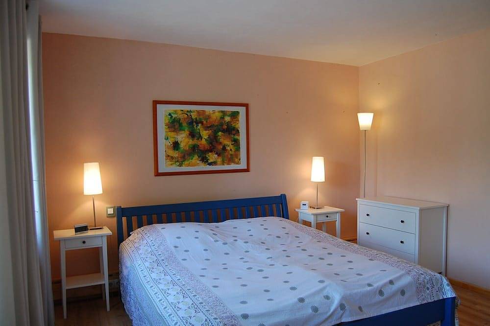 Ganze Wohnung, Protected house with large garden for 2-3 or 4-6 guests on request in Schmatzin, Vorpommern Greifswald