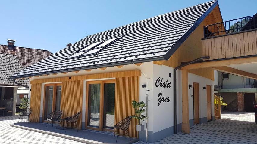 Gîte pour 5 personnes, avec Balcon et Terrasse ainsi que Jacuzzi et Jardin à Bled