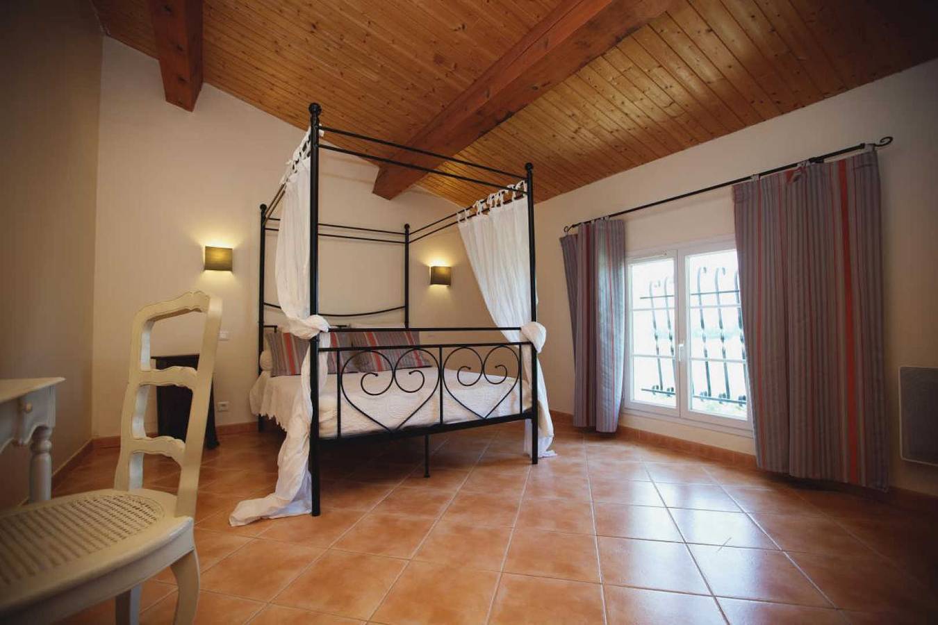 Moulin à Huile de la Restanque in Roubia, Region de Narbonne