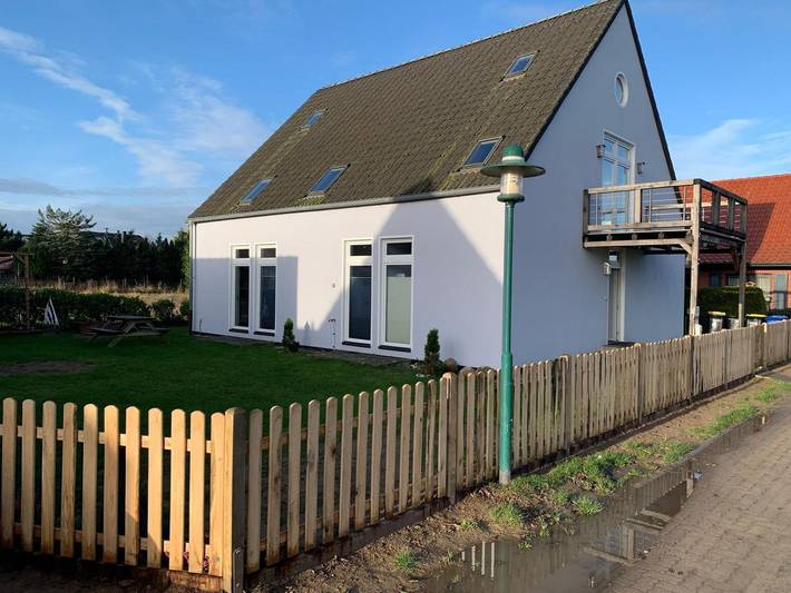 Ferienhaus für 14 Personen, mit Balkon und Garten, kinderfreundlich in Garz/Rügen - 2