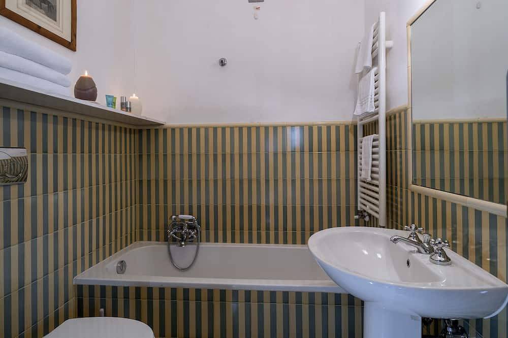 Last Minute! - L'Aglio Matto in Montalto delle Marche, Ascoli Piceno Provinz