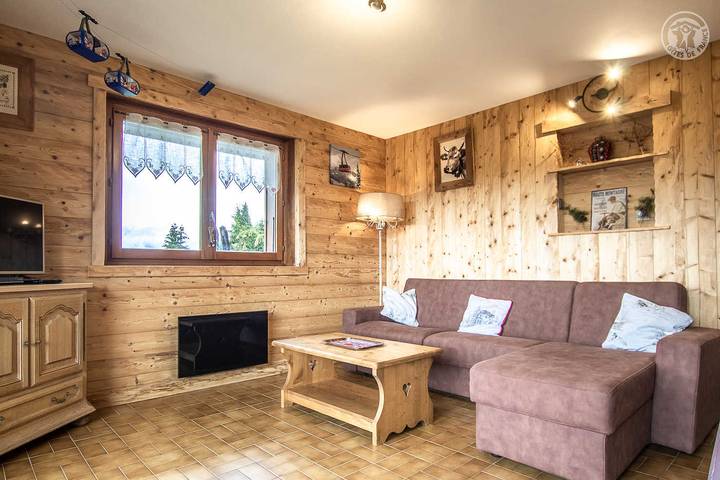 Gîte pour 4 personnes, avec terrasse et balcon/terrasse, animaux acceptés à Notre-Dame-de-Bellecombe - 2