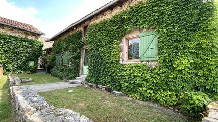 Gîte pour 14 Personnes dans Javerdat, Région de Rochechouart, Photo 2