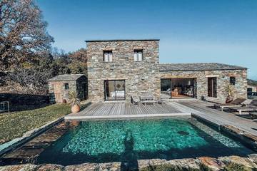 Location de vacances pour 6 personnes, avec terrasse et jardin à Murato