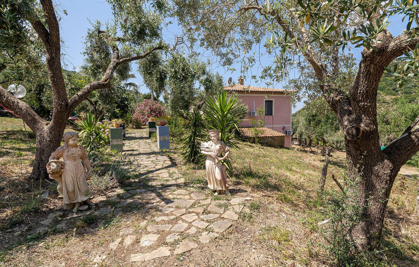 Ritiro Agnone Cilento: 140mq, Piscina, Parcheggio in San Mauro Cilento, Cilento