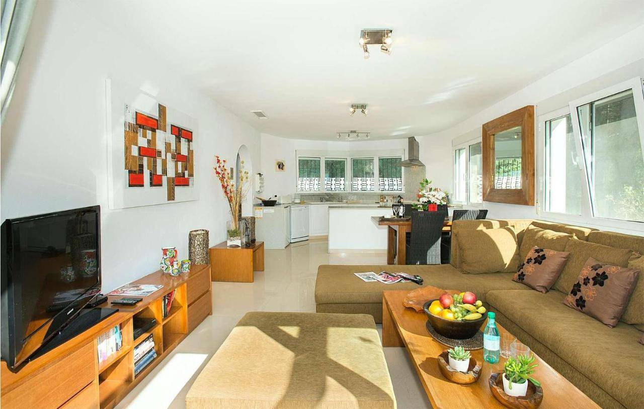Four-Bedroom Holiday Home in Orbeta, Orba